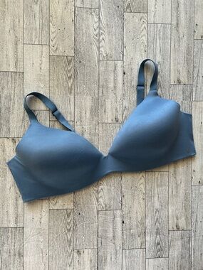 Victoria's Secret lined semi demi size 36D